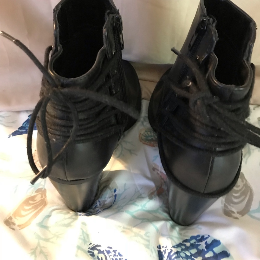 Sz 8 Black Ankle Boots - Picture 6 of 7